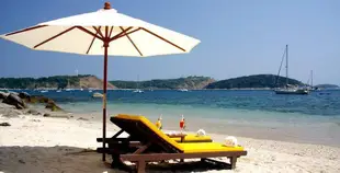 班克拉廷布吉岛度假酒店Baan Krating Phuket Resort