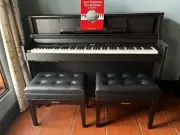 Roland LX705DR Pure Acoustic Digital Piano + 2 Roland Piano Benches + Books