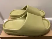 US9 Adidas Yeezy Slide Resin (2022)