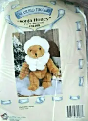 WHITE FUZZY SNOWBALL HAT & COLLAR TREASURED TOGGERY SONJA HONEY NEW UNOPENED