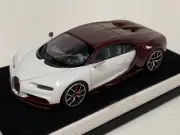 1/43 Looksmart Bugatti Chiron in White and Red Carbon on White custom Base