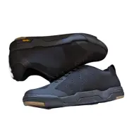 Bontrager Flatline size 9 Mountain Shoes trek black cycling shoes