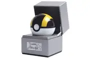 Pokemon: Ultra Ball - Electronic Die-Cast Replica