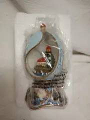 Thomas Kinkade Rocky Shores Lighthouse ornamental egg music box sound works NIB