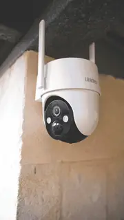 Uniden SoloX 2k 4G Solar Security Camera Kit