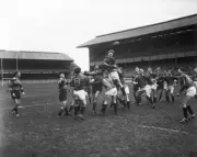 Harlequins Cm Payne Jumps For Possession 1966 OLD RUGBY PHOTO