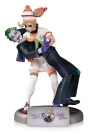 Joker and Harley Quinn Bombshells Statue 1st Edition DC Collectibles NEW SEALED