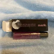 Avon mark Hook Up Eyeliner Brush