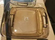 Pyrex 8x8 Casserole Baking Dish 2qt. With Handles Rare Brown