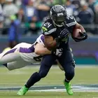 Marshawn Lynch Poster Wall Art Home Decor Photo Prints 16, 20, 24"
