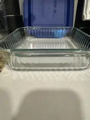 Pyrex (1) 222-SC Sculpted Glass Baking Dish & (1) 222-PC Blue Food Storage Lid