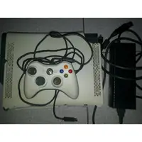 在飛比找蝦皮購物優惠-超級便宜 XBOX360 主機 20G 功能正常 全配 支援