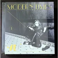 在飛比找蝦皮購物優惠-IU李知恩 Modern Times專輯 韓國進口特別版