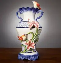 在飛比找松果購物優惠-陶瓷鮮花瓶 (9折)