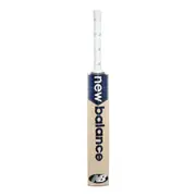 New Balance DC 400 Junior Cricket Bat