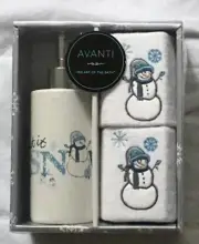 AVANTI 3 Pc Box Set • LET IT SNOW Lotion Pump Dispenser + 2 Fingertip Towels