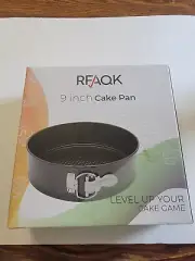 RFAQK Springform 9”Cake Panfor Baking-Nonstick Includes10 Parch Papers & Spatula