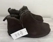 Mens Lands End Suede Leather Shearling Fur Moccasin Bootie Slippers Sz 8 D New