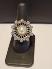 Paparazzi Mayport Dance Ring - White