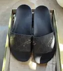 Gucci GG Supreme Tiger Slide Sandal Pool Shoes in Men’s 5 US, 37.5 EU - Black