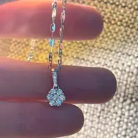 在飛比找Yahoo!奇摩拍賣優惠-百貨專櫃京華鑽石項鍊0.29ct 18k非蘇菲亞（不含鍊）