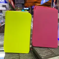 在飛比找蝦皮購物優惠-Asus七吋平板電腦原廠皮套，綠色和粉色ME170