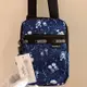 現貨直出 LeSportsac x Snoopy B138 太空史努比 手機包 斜背包 多夾層 內有卡夾 輕量 耐磨 降落傘防水 限量 明星大牌同款