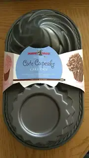 Nordic Ware Cute Cupcake Cake Pan * NEW *