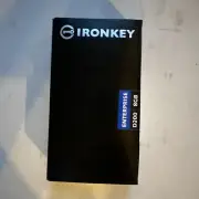 Ironkey flash drive D200 - 8GB - 4FIPS