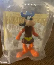 McDonald's Happy Meal Toy - Goofy in Norway EPCOT Adventure - Mickey & Friends 1