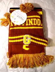 Harry Potter Team Gryffindor - Knit Hat and Scarf - BRAND NEW - SHIPS FREE!