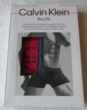 NEW Calvin Klein PRO FIT Microfiber Low Rise Trunk Underwear MENS S Blue/Red $30