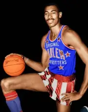 WILT CHAMBERLAIN HARLEM GLOBETROTTERS 8x10 Photo Print