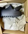 RARE ADIDAS YEEZY SLIDE ONYX INFANTS SIZE 6K NEW IN BOX HQ4118
