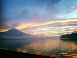 山中湖岸小屋Lake Lodge YAMANAKA