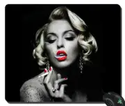 mousepad marilyn monroe smoking dope girl Pattern