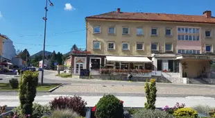 Hotel Banik Handlova