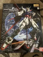 Bandai 1/100 MG 065 GAT-X105 Aile Strike Gundam