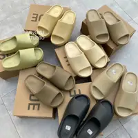 在飛比找蝦皮購物優惠-【胖魚-Studio】Adidas Yeezy Slide 