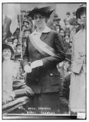 Photo:Doris Stevens