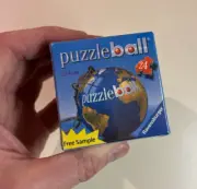 Ravensburger Puzzleball Earth Globe, 24 Pieces 4 cm, Small Keychain Puzzle