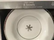 Target HOLIDAY 2009 FIRST FROST Rimmed Soup Bowl Silver Snowflake Set Of 4