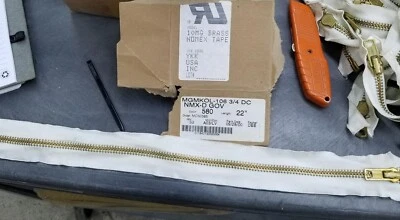 22" white nomex brass zipper