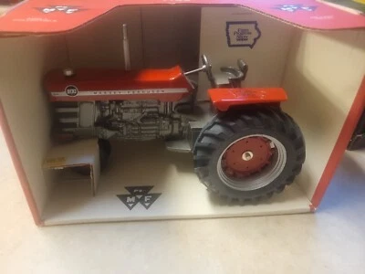 MASSEY-FERGUSON 1100 FARM PROGRESS EDITION 1993