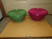 Tupperware Servalier Salad Large Serving Bowl GREEIN & PINK 17 Cup SET OF 2 NEW!