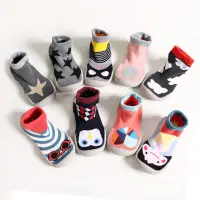 在飛比找momo購物網優惠-【bebehome】可愛止滑膠底透氣輕量學步鞋 嬰兒鞋(輕量