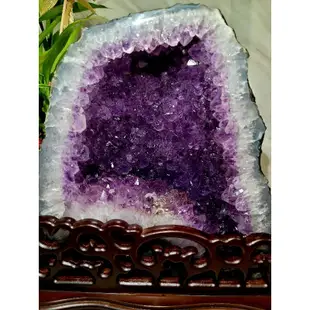 水晶洞、紫水晶、原石水晶，土型晶洞，巴西晶洞 8kg左右，小土