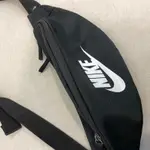 正版NIKE側背包 黑色 二手