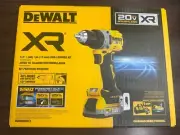DEWALT DCD800D1E1 20V MAX XR Brushless Cordless 1/2-inch Drill/Driver Kit-NEW
