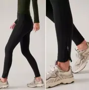 NWT Athleta Delancey Skyline Tight - XS - Black Wicking Pockets Zip Cuff Stretch